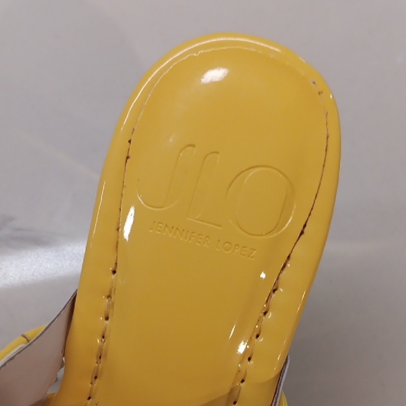 NIB, Jennifer Lopez Canary Zurin Sandals - Picture 9 of 12